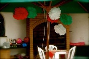 Throw impromptu 'theme lunches'